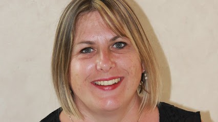 Marjolaine Hecker, Praticien de Médecine Alternative à Rosenau