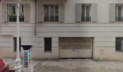 La Métamorph'Oz selon Anaïs, Praticien de Médecine Alternative à Toulon