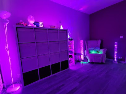 Emilie Coupé - Hypnose & Sophrologie (certifiée RNCP), Thérapie systémique - Spécialiste Enfants & Ados, Couples & Familles, Hypnothérapeute à Élancourt