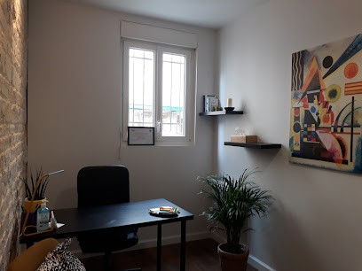 Sophrologie Caen Leila Robert, Praticien de Médecine Alternative à Caen