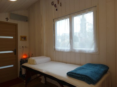 Dominique Blouin / Thérapeute, Psycho-énergéticienne, Magnétiseuse, Médium, Guérisseur, Géobiologue, Praticien de Médecine Alternative à Illifaut