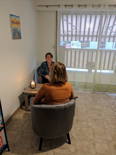D'aile Magnétisme, Praticien De Médecine Alternative à Menton