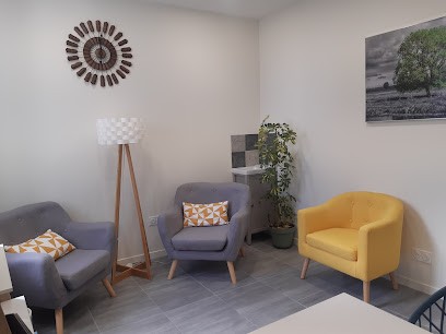 Lucie Fenet Thérapies Brèves, Hypnothérapeute à Thurins