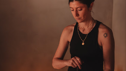 Plume De Maat | Andrea De Angelis | Thérapeute Naturopathe | Reiki Massage, Praticien De Médecine Alternative à Aix-en-Provence