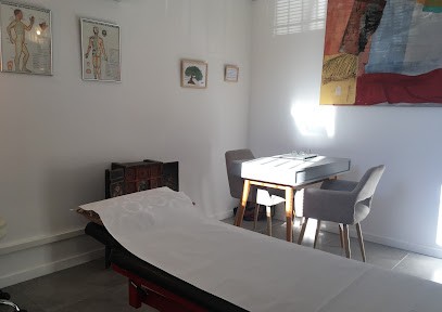 Lolita Cazorla, Médecine Chinoise, Praticien de Médecine Alternative à Manosque