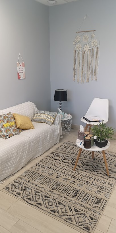 Céline Deshayes Sophrologue, Praticien de Médecine Alternative à Lafitte-Vigordane