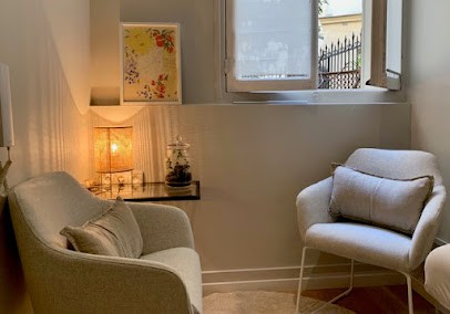 Lorraine Marandon - Auriculothérapie - Soins énergétiques - Coaching, Praticien de Médecine Alternative à Paris 16