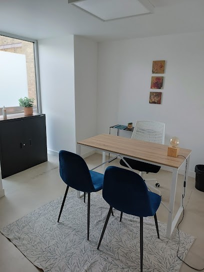 Dominique RIBERON-Sophrologue DUNKERQUE Particuliers et Entreprises-Animatrice bien-être-Sophro-Therapies Littoral-Dunkerque, Praticien de Médecine Alternative à Dunkerque