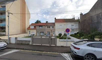 Bien-être - Naturopathe en Réflexologie Plantaire. Soins des Pieds. Massage dos, Jambes et Visage, Praticien de Médecine Alternative à Calais