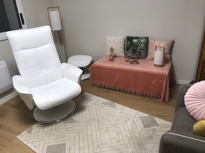 Marine PICARD - Thérapies brèves, Hypnose, Thérapie de couple, Praticien de Médecine Alternative à Fontenay-le-Comte