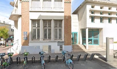 Feïza, Hypnothérapeute-Magnétisme, Hypnothérapeute à Châtillon