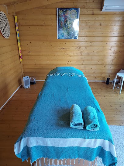 Sabrina ROUGE - Hypnothérapeute Sophrologue Massage Energéticienne, Praticien de Médecine Alternative à Saint-Vallier-de-Thiey