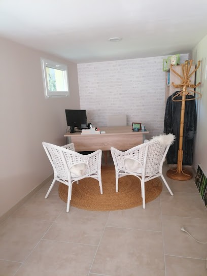 Éloïse Di Franco, Praticien de Médecine Alternative à Valdoie