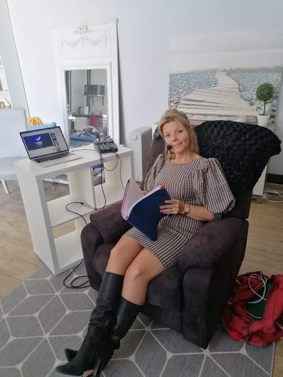 Laura BEAUGE, Hypnothérapeute à Blois