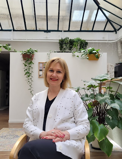 Larisa Feofanova Hypnothérapeute, Service D'hypnothérapie à Paris 10