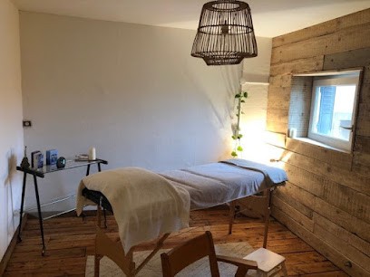 Camille - Soins Energétiques et Karmique, Praticien de Médecine Alternative à Fougerolles