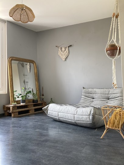 Siros Margaux Sophrologue, Praticien de Médecine Alternative à Rivesaltes