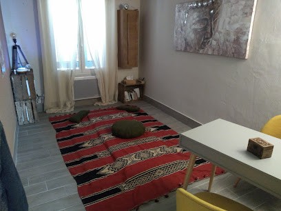 Hess Wilfried - Shiatsu & Naturopathe Spécialisé Dans Les Douleurs Chroniques / Articulaires, Praticien de Médecine Alternative à Solliès-Pont