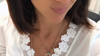 Myriam LIGNEAU - Psychothérapeute , Praticienne TCC, Praticien de Médecine Alternative à Marseille 13