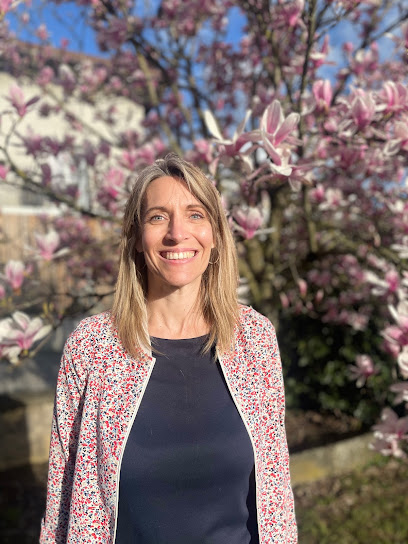 Lise-Ange Bianchi Naturopathe Et Formatrice En Massages Bien-Être À Chambéry, Praticien De Médecine Alternative à Chambéry