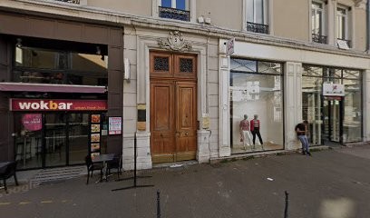 Élise Fleury - Praticienne en Médecine Traditionnelle Chinoise, Praticien de Médecine Alternative à Grenoble