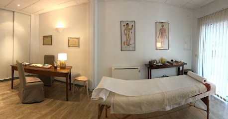 Camille Diouf. Soins Traditionnels Chinois, Praticien de Médecine Alternative à Gaillac