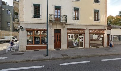 Médecine Symbolique à Annecy, Praticien de Médecine Alternative à Annecy