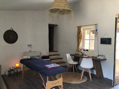 Christine Davaine - Naturopathe & Sophrologue, Praticien de Médecine Alternative à Ongles