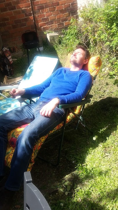 Bettina Abraham, Praticien de Médecine Alternative à Étampes