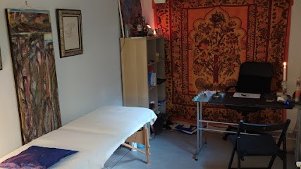 Mickael Bussy, Magnétiseur, Praticien de Médecine Alternative à Chatou