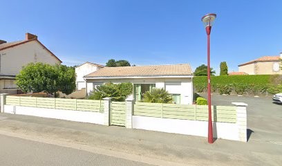 Metais Andre, Praticien de Médecine Alternative à La Ferrière