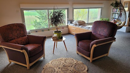 Angélique Villeméjeanne, Hypnothérapeute à Caignac