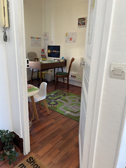 Désirée Comito Quintana Psychopédagogue à Gennevilliers, Praticien de Médecine Alternative à Gennevilliers