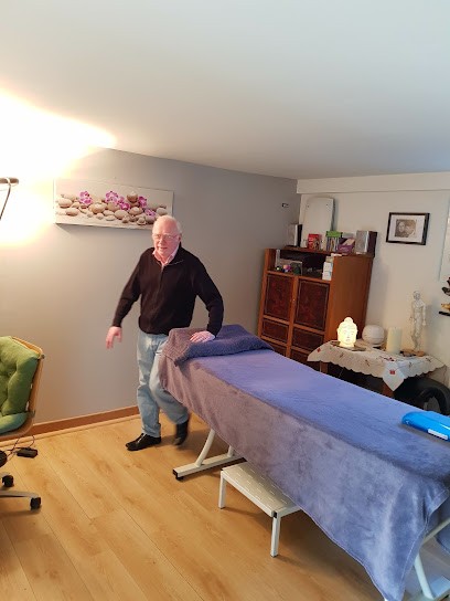 Guy Votre Magnétiseur, Praticien de Médecine Alternative à Éragny