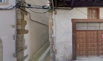 Baptiste Morineau - Massages - Naturopathie - Tantra, Praticien de Médecine Alternative à Foix