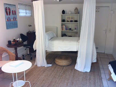 Khalme Vitalite, Réflexologue à Sèvres