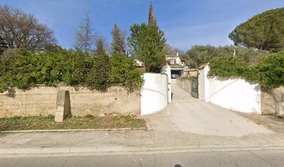 Hojnacki Stephanie, Praticien de Médecine Alternative à Cadenet