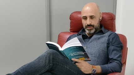 Stéphane Hypnose 85, Hypnothérapeute à Benet