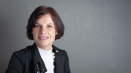 Christella LEQUEUX patricienne en hypnose OISE et Sophrologue certifiée La Neuville Roy, Hypnothérapeute à La Neuville-Roy