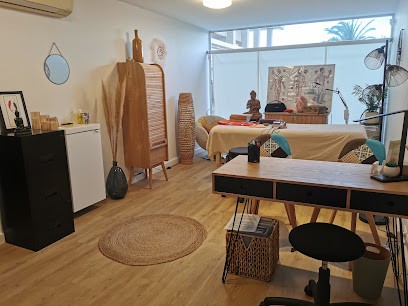 Laurence VADEL- Énergétique Chinoise, Praticien de Médecine Alternative à Sainte-Maxime