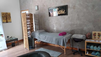 Pauline Critelli Réflexologie Plantaire à domicile et en cabinet  RéflexO'Line, Praticien de Médecine Alternative à Valenciennes