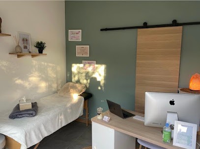 Mycke Prisca, Praticien de Médecine Alternative à Saint-Didier