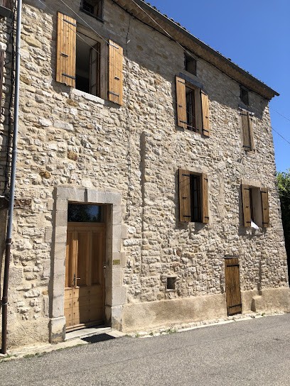 Marion Delsol - Provence Shiatsu Energétique, Praticien de Médecine Alternative à Limans