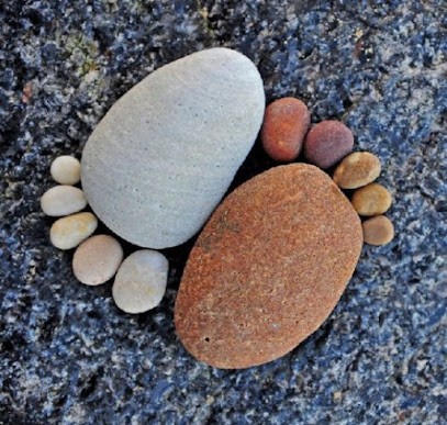 POTTIER LAURENCE Réflexologie plantaire, émotionnelle, amérindienne. Soins énergétiques. Naturopathie, Praticien de Médecine Alternative à Rouans