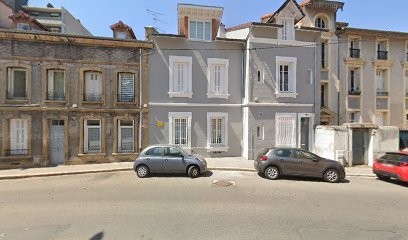 Praticienne Feldenkrais Sophie Laflaquiere, Praticien de Médecine Alternative à Saint-Étienne