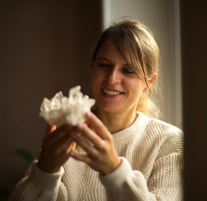 Amandine Forestier Minéraux, Praticien de Médecine Alternative à Lons-le-Saunier