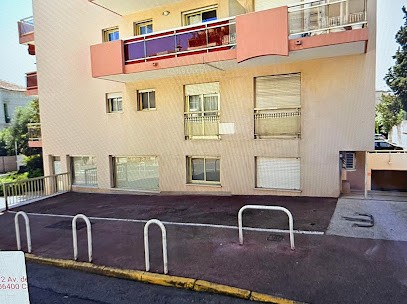 Katja Hanska, Psycho-Énergéticienne, Psychothérapies Énergétiques Alternatives, Libération Émotionnelle, Praticien de Médecine Alternative à Cannes