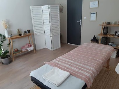 Sophie Hayes - Lecture Thérapeutique (LT) - Soins énergétiques - Massages bien-être à Tours, Praticien de Médecine Alternative à Saint-Pierre-des-Corps