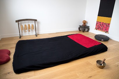 Shiatsu Santé - Adeline Larrieu - Poitiers, Praticien de Médecine Alternative à Poitiers