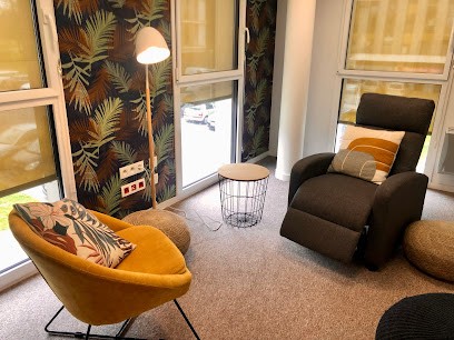 Violaine Gouin-Desbordes - Hypnose/Coaching/Médiumnité, Hypnothérapeute à Plescop